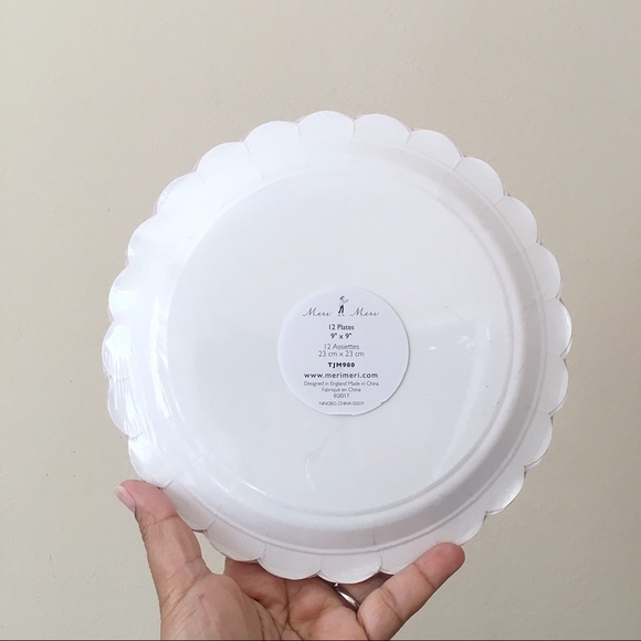 Meri Meri X Liberty of London 12 ps Paper Plates - Picture 2 of 2